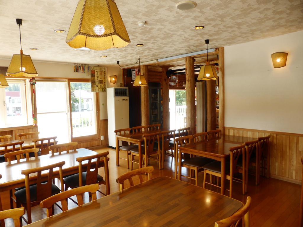 Kagura House Hotel Yuzawa  Exterior photo